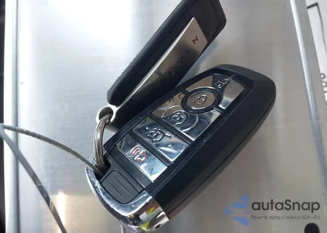 2021 Lincoln Corsair Standard из США, поврежденный, VIN 5LMCJ1C90MUL16869